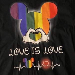 T-shirt Mickey Mouse Rouge Fruit Of The Loom – Taille M Unisexe – Coton 100% (occasion Bon état)